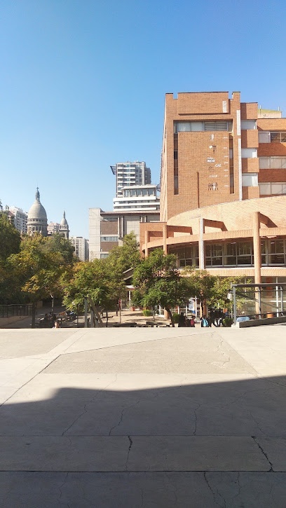 Facultad de Economía, Gobierno y Comunicaciones, Ucentral