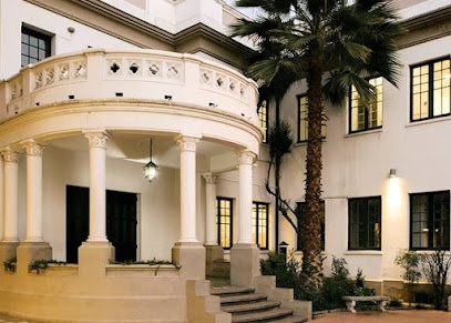 Universidad Alberto Hurtado